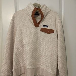 Cream quilted Patagonia